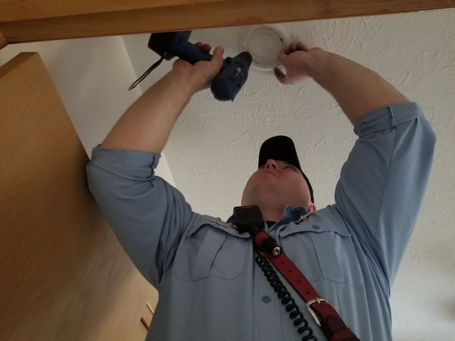 Illinois residents urged to test smoke alarms while turning back clocks this weekend — Frankfort Real Estate news