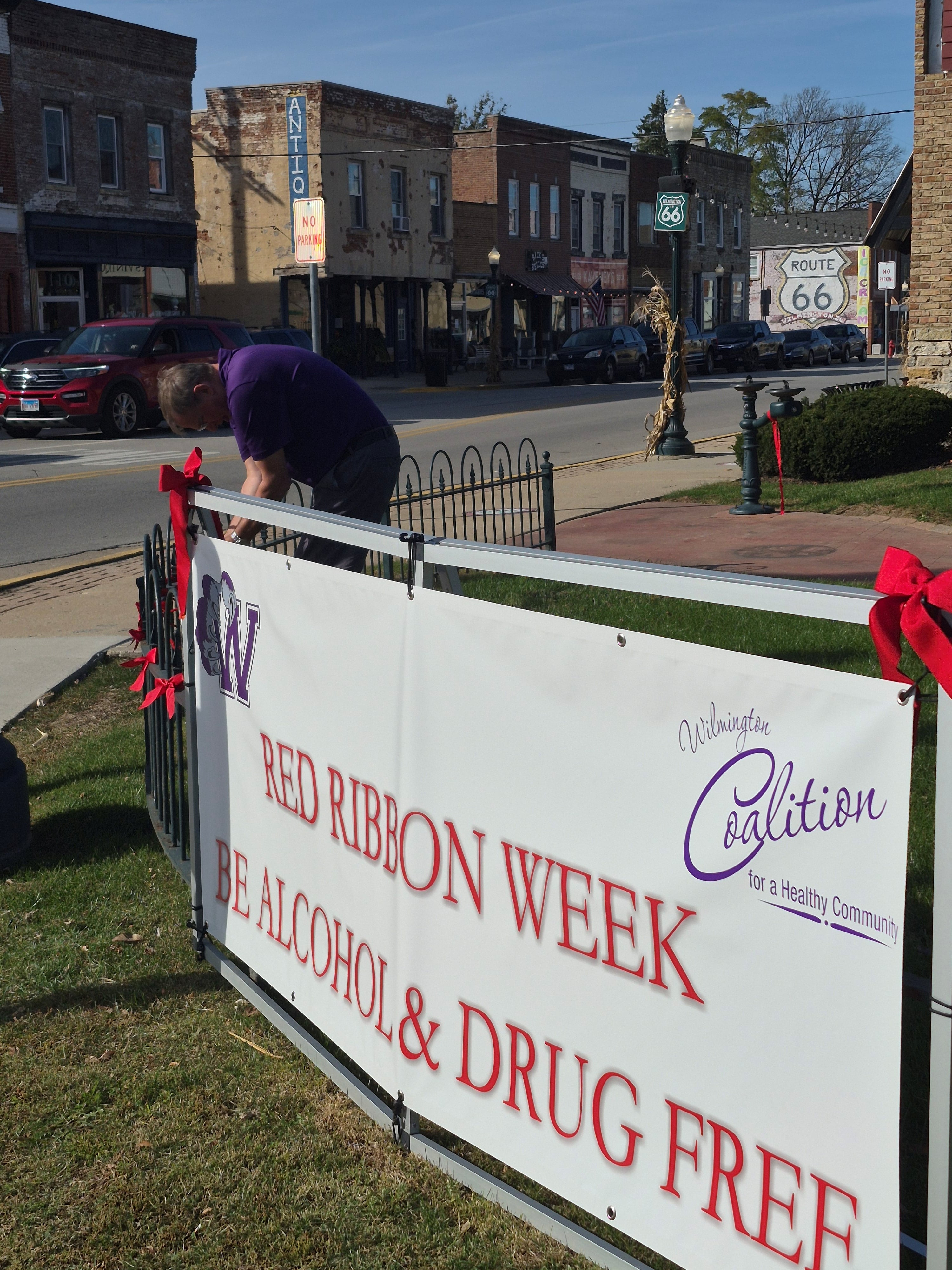 Wilmington pastors gather to pray for youth during Red Ribbon Week — Frankfort Health news
